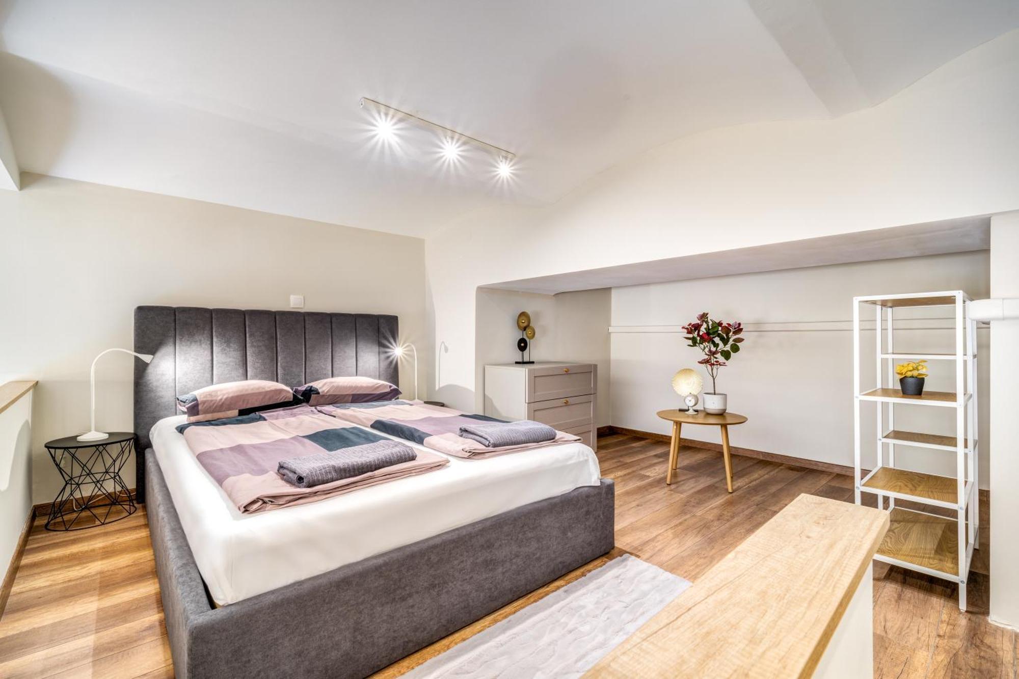 Apartamento Rakoczi 2 Bedroom Stylish *